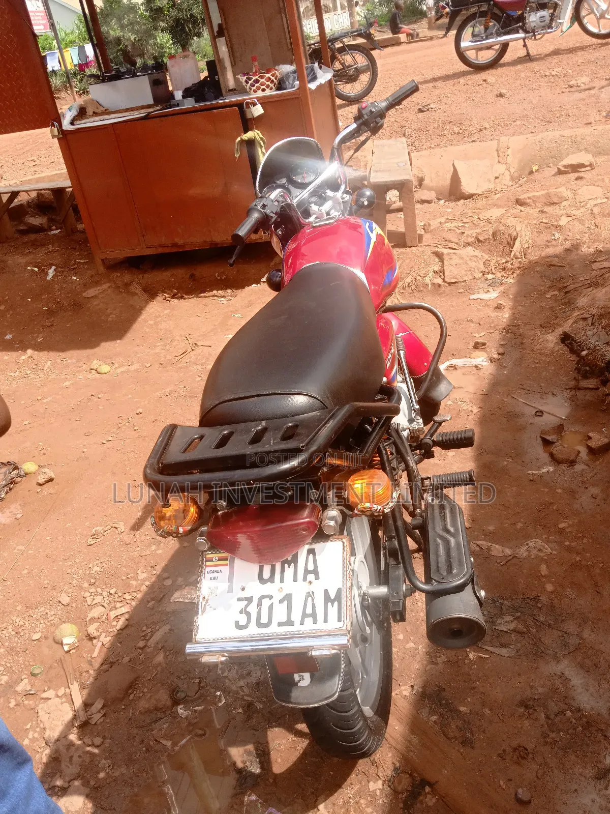 Bajaj Boxer 125 2025 Red