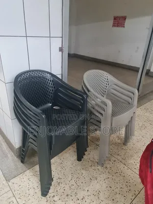 Dotted Back Plastic Chairs Plastic Chairs