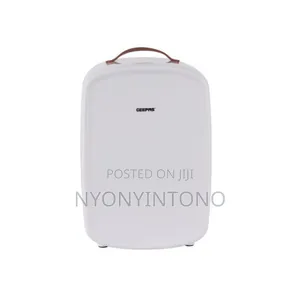 Geepas Ac / Dc 10liters Car Refrigerator Grf63052