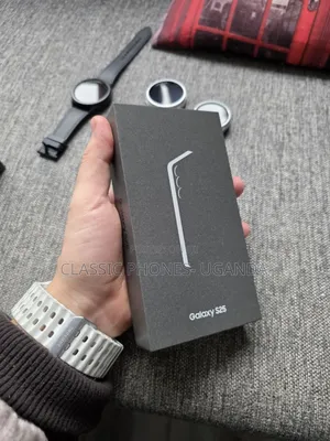 New Samsung Galaxy S25 256 GB Silver