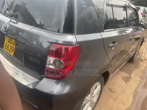 Toyota IST 2009 Gray