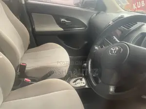Toyota IST 2009 Gray