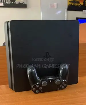 Ps4 Slim Console, 2 Pads, 18 Loaded Games, Clean Deal.