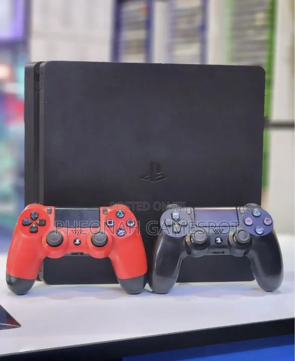 Slim Ps4, 2 Pads, 15 Amazing Games, Plug and Play.
