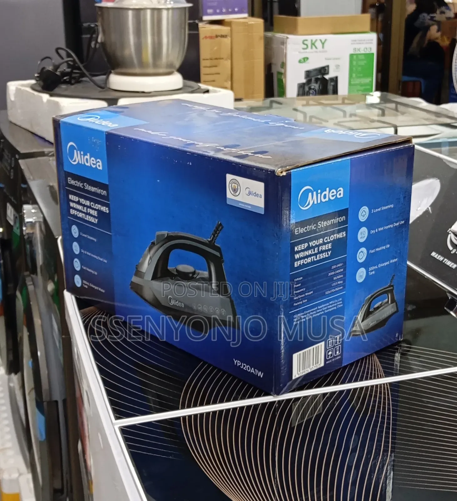 Midea Electric Steam Iron 2400w – Fast Heating, 3-Level Steaming, Dry.