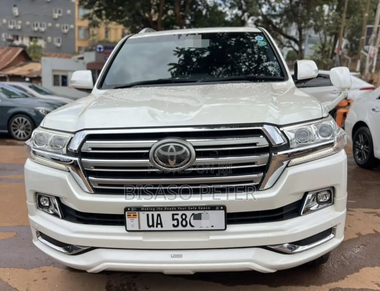 Toyota Land Cruiser 4.6 V8 ZX 2017 White