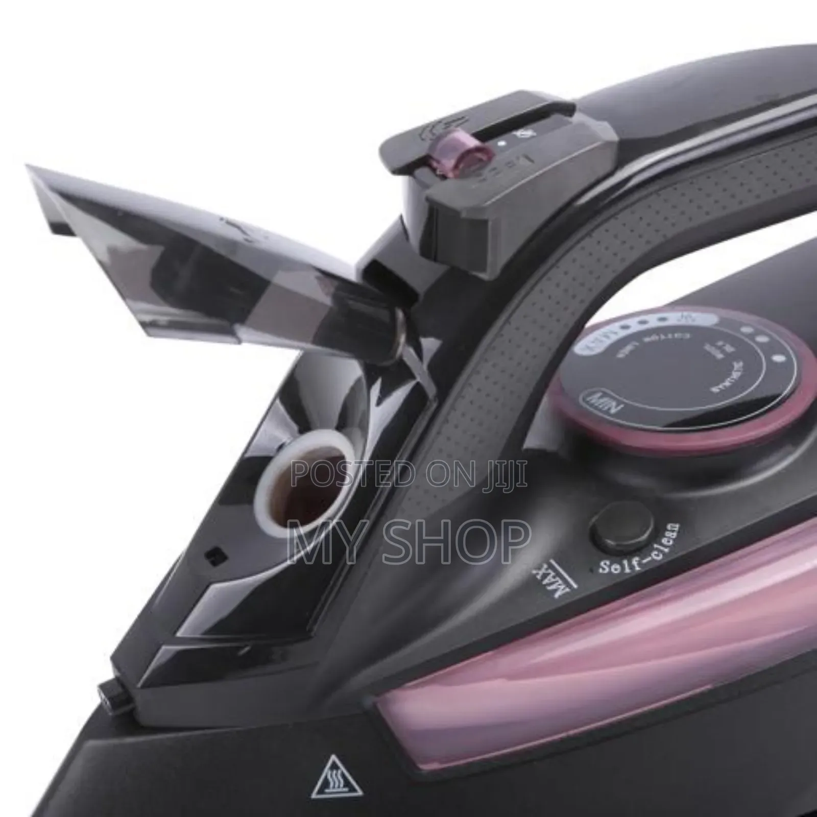 Steam Iron With Cermaic Soleplate