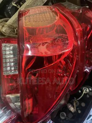 Mark X (2010 ) Backlight/Rear Light
