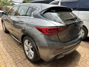 Infiniti Q30 2018 Gray