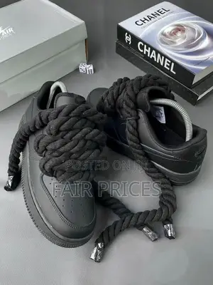Airforce Buglaces Black Available