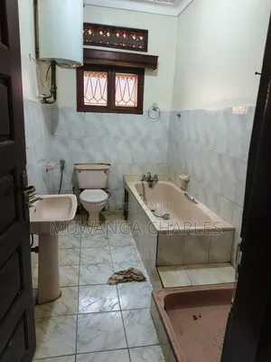 3bdrm Bungalow in Fs Properties Ltd, Nakawa for rent
