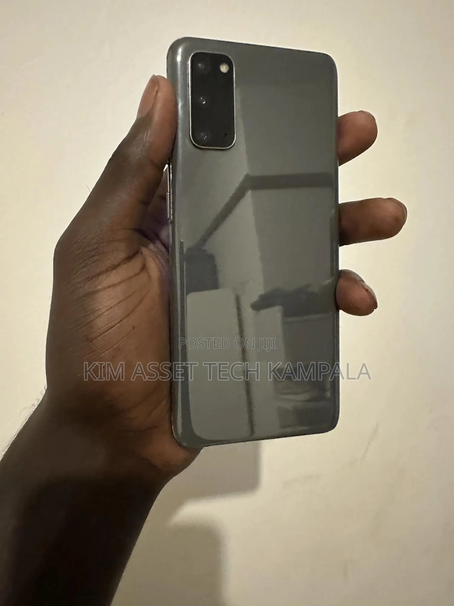 Samsung Galaxy S20 128 GB Gray