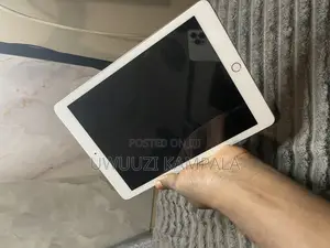 Apple iPad 10.2 (2021) 128 GB Pink