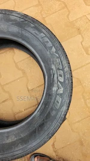 225/65r17 There U Have Joyroad Tyre for Harrier,Vanguard, Alphard,