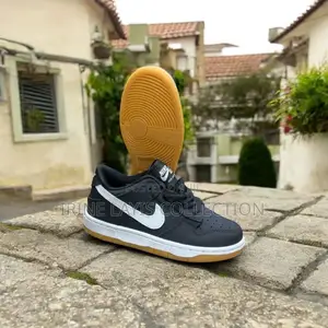 Children's Sneakera