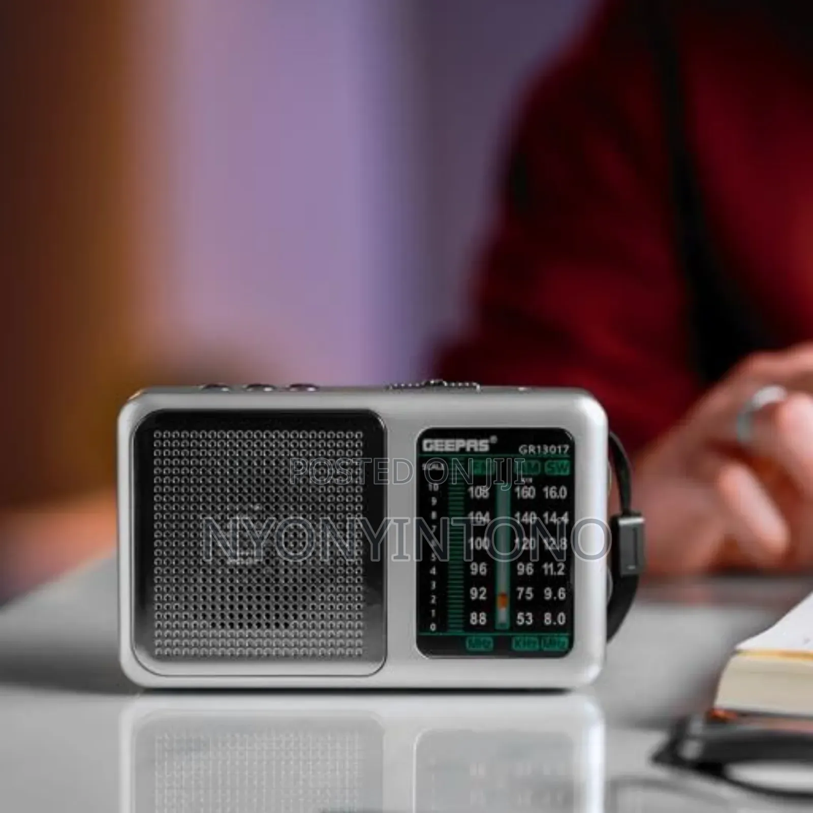 Geepas Silver Rechargeable 3 Band Radio Gr13017