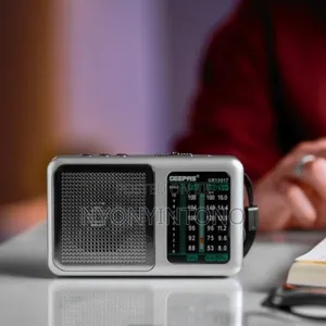 Geepas Silver Rechargeable 3 Band Radio Gr13017