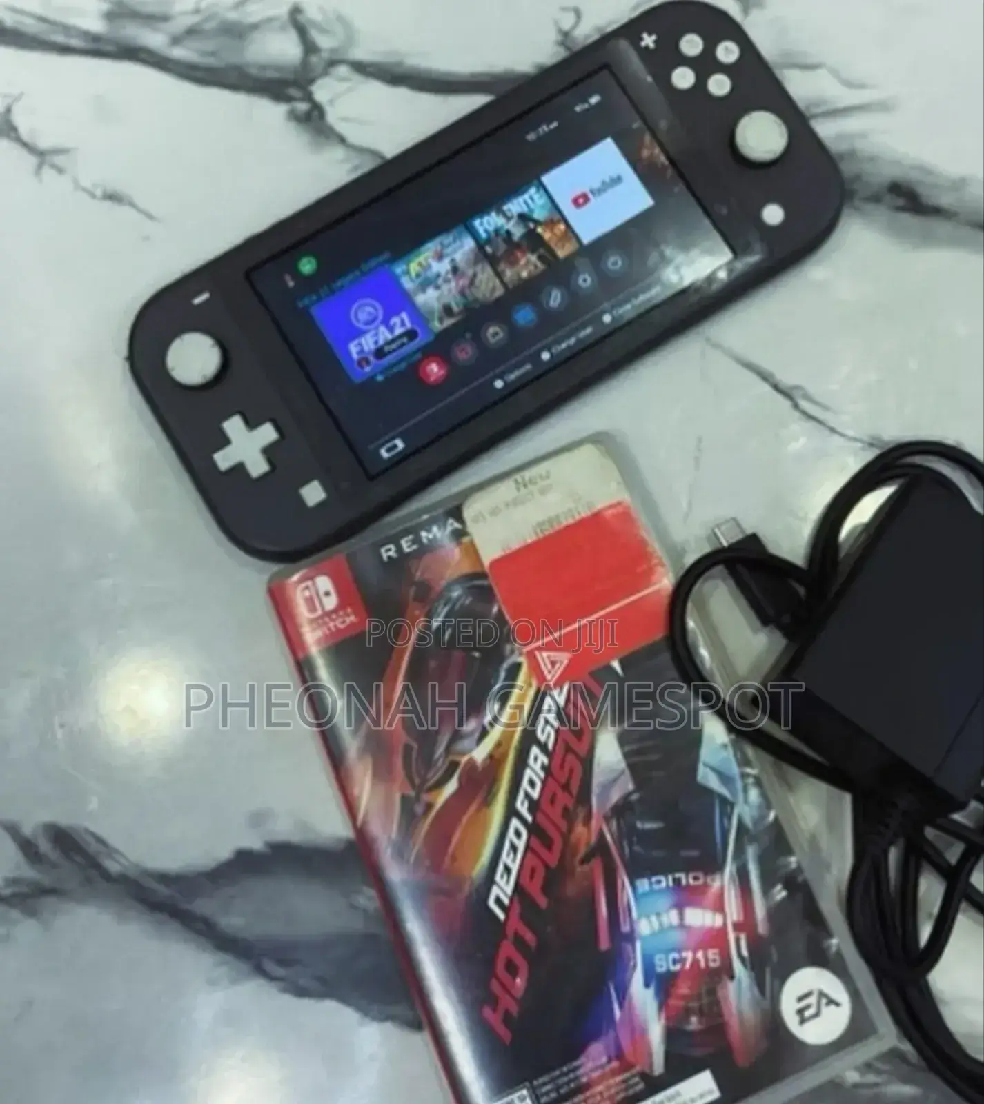 Uk Used Nintendo Switch Lite- Full Set (Console + Game)