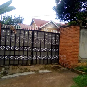 Furnished 2bdrm House in Ssisa for sale