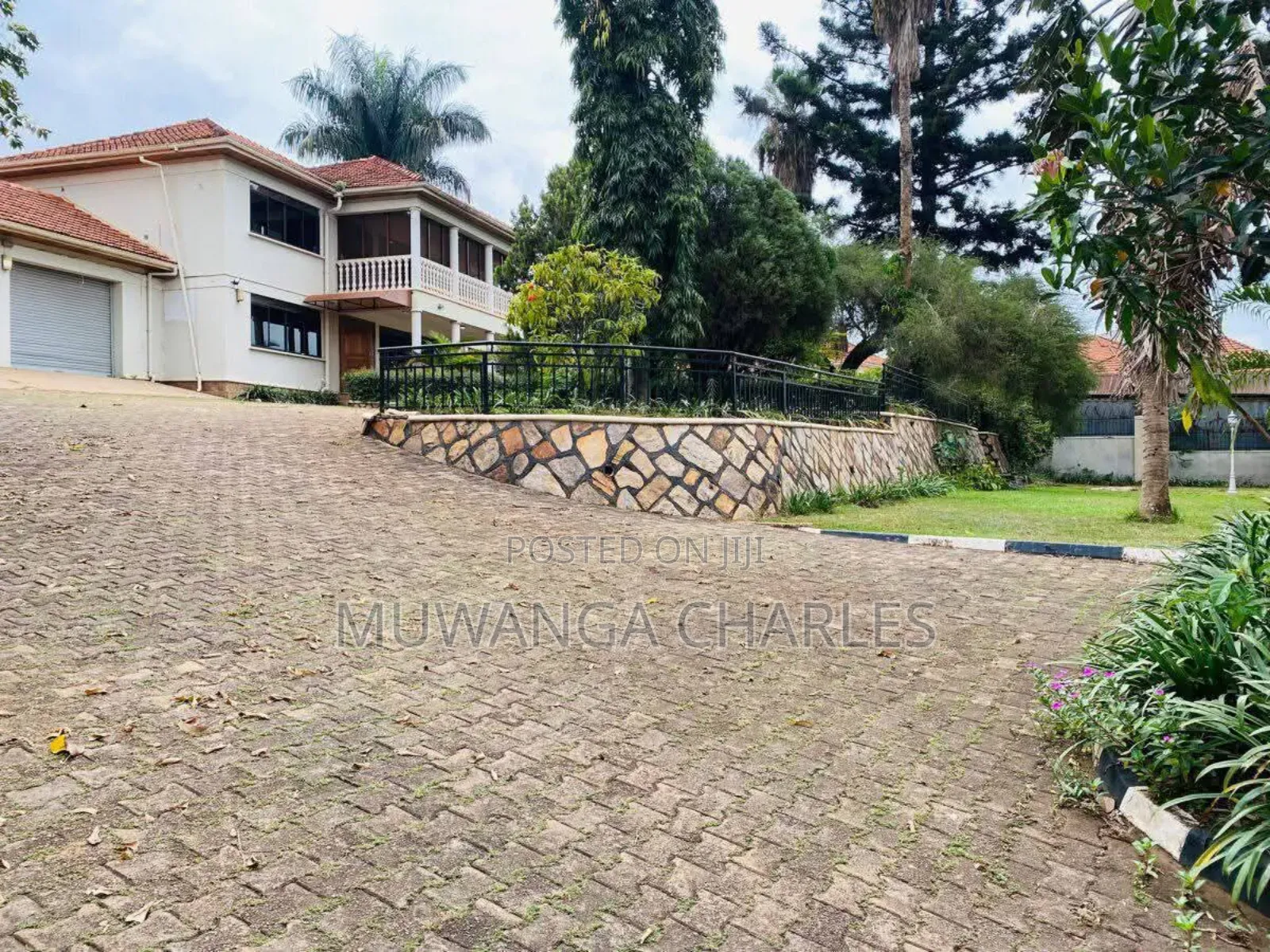 5bdrm Duplex in Fs Properties Ltd, Nakawa for rent