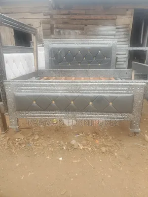 Fabric Bed Gray Tarazo
