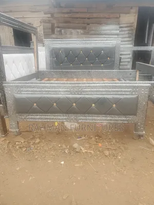 Fabric Bed Gray Tarazo