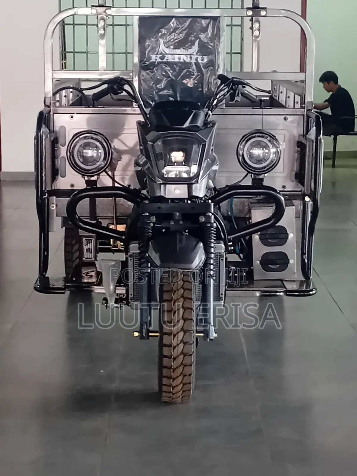 New Tricycle 2024 Gray