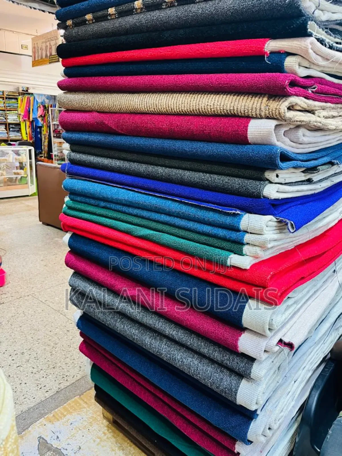 Woolen Capet