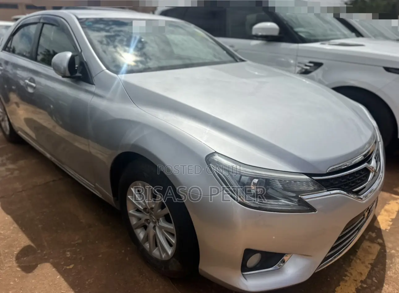 Toyota Mark X 2.5 AWD 2016 Silver