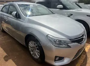 Toyota Mark X 2.5 AWD 2016 Silver