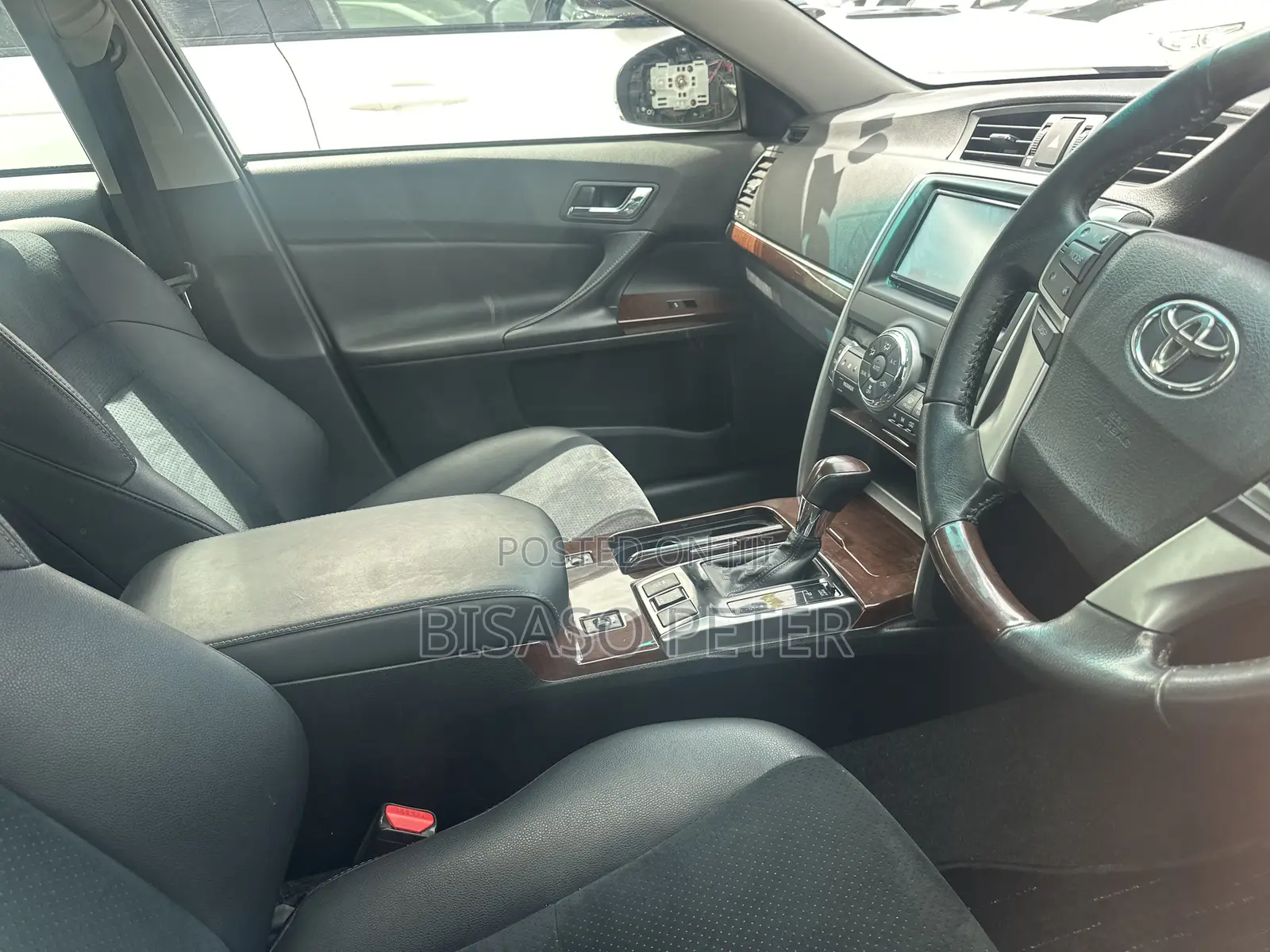 Toyota Mark X 2.5 AWD 2016 Silver