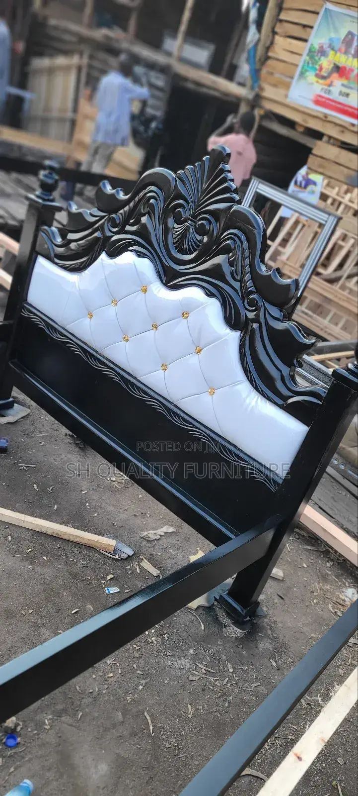 Bidding Bed