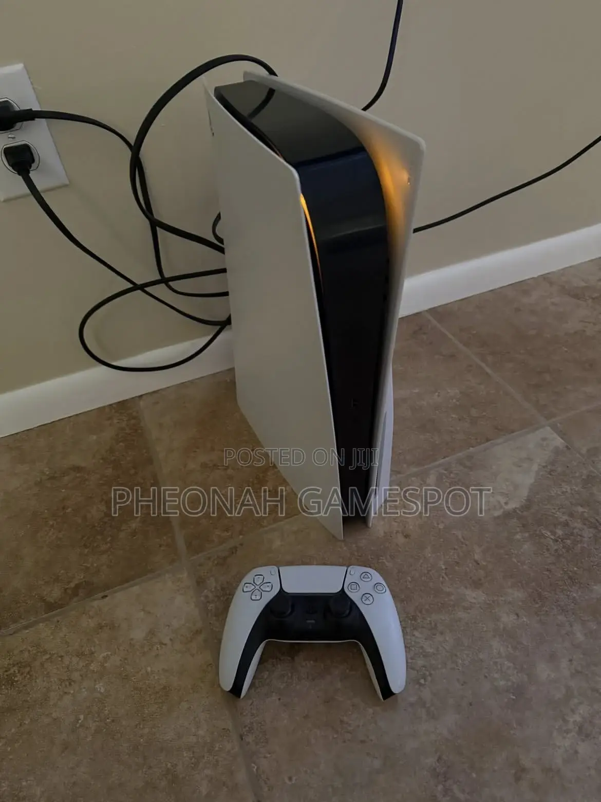 Playstation 5 , 2 Pads, 3 Fun Titles, Plug Play Deal.