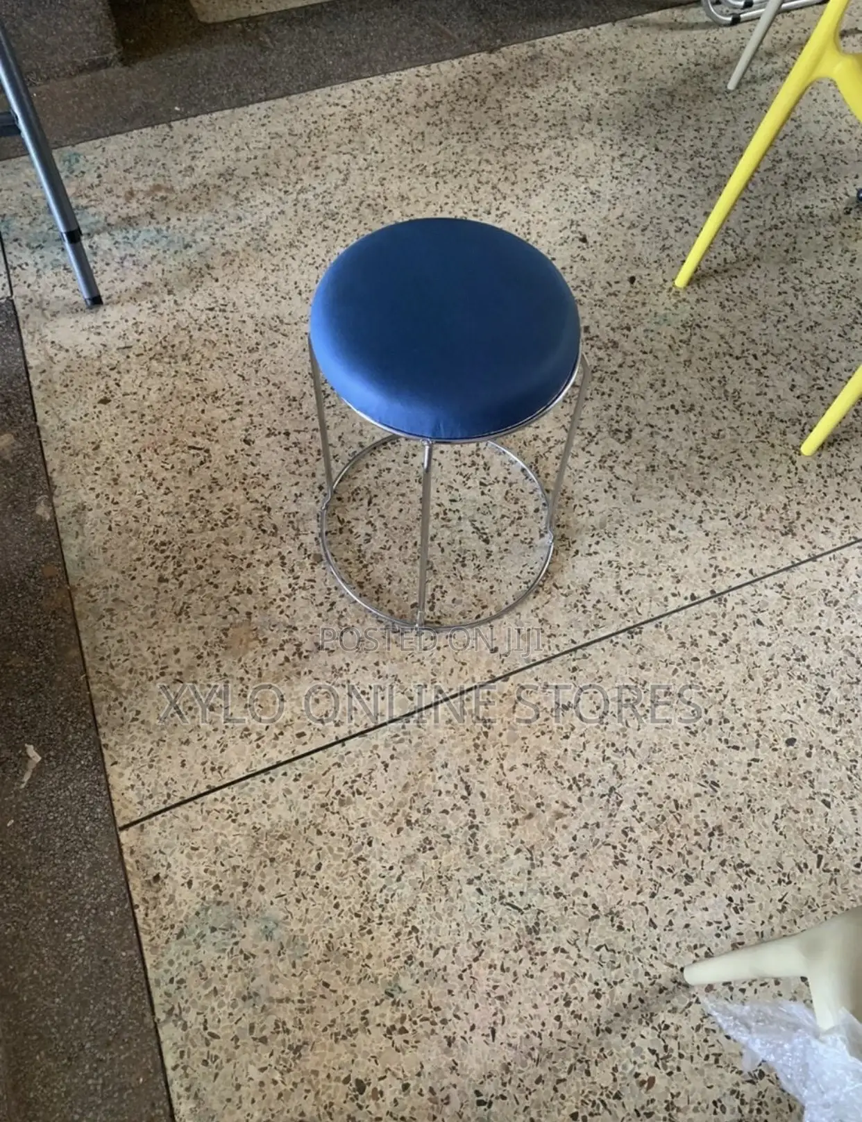 Round Heavy Duty Kitchen Stool With Aluminum Leg Stand