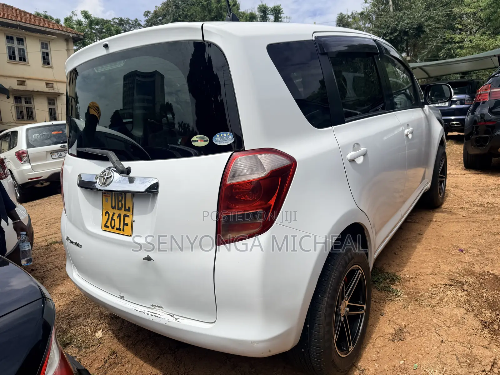 Toyota Ractis 2009 White