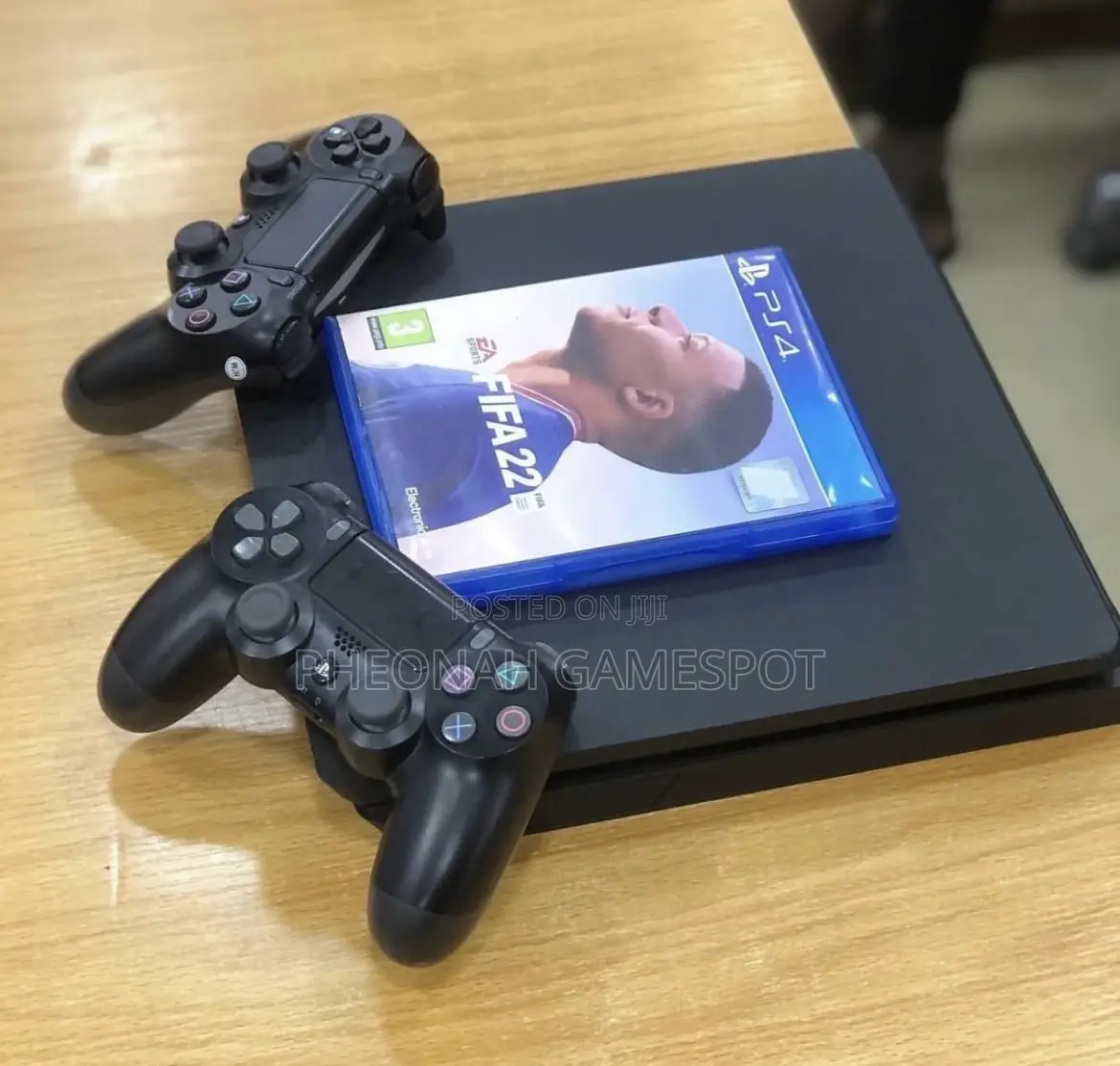 Ps4 Slim, Smooth System, 2 Pads, 19 Cool Titles Included.