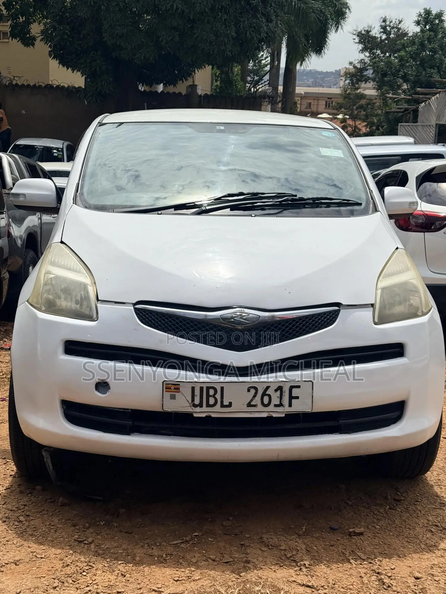 Toyota Ractis 2009 White
