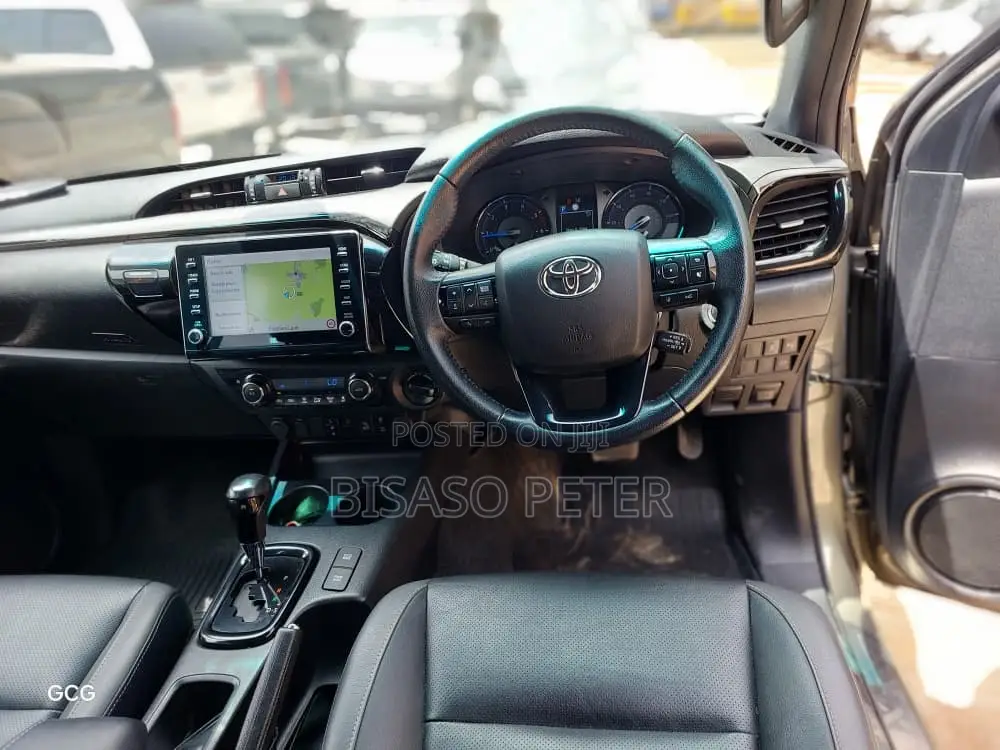 Toyota Hilux Revo Double Cab Deisel 2.4 AWD 2022 Brown