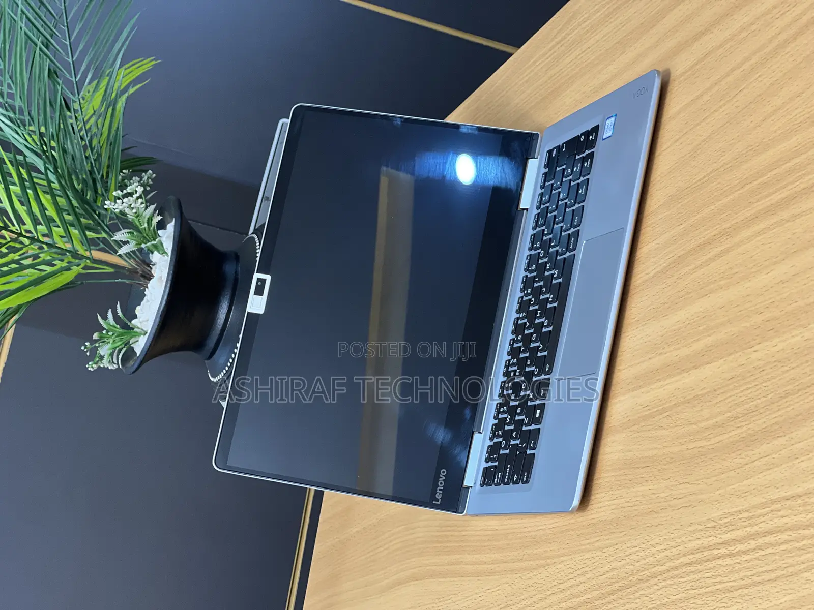 New Laptop Lenovo Yoga 710 16GB Intel Core I7 SSD 256GB