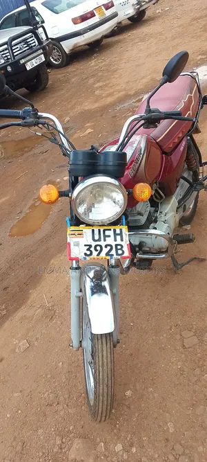 Bajaj Boxer 100 2022 Red