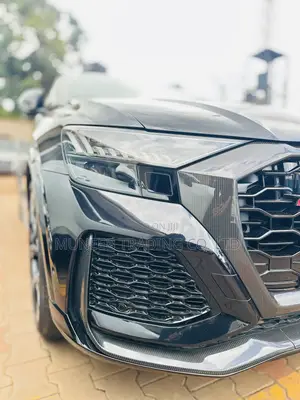 Audi RS Q8 2022 Black