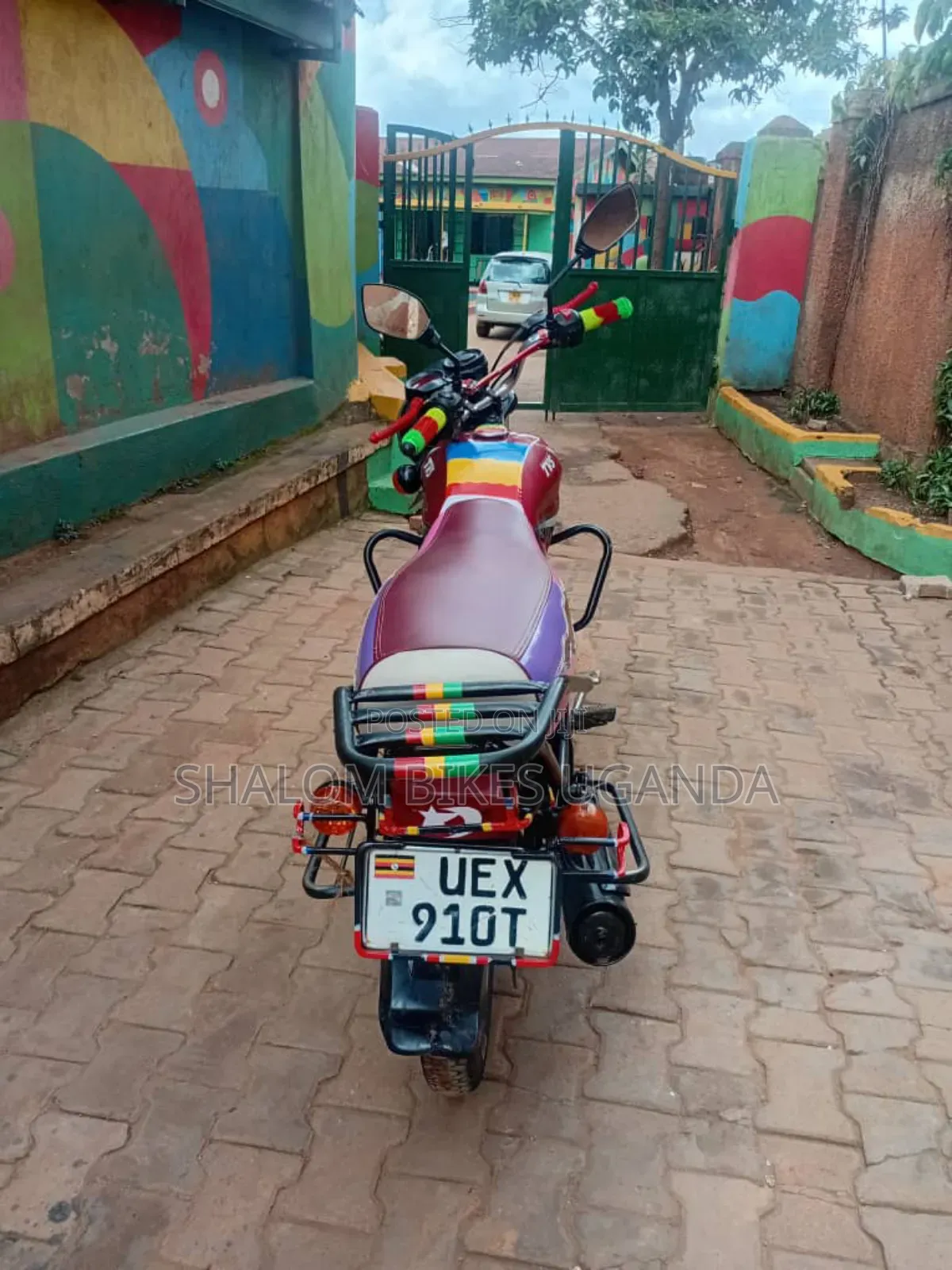 TVS HLX 125 2019 Red