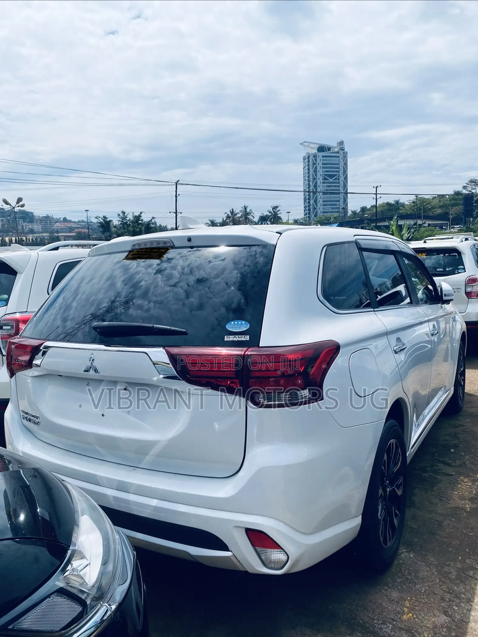 Mitsubishi Outlander 2.0 PHEV AWD 2017 White