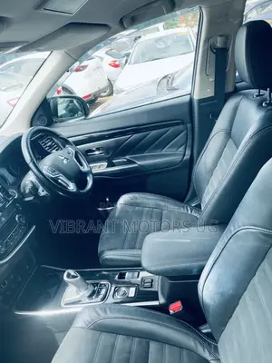 Mitsubishi Outlander 2.0 PHEV AWD 2017 White