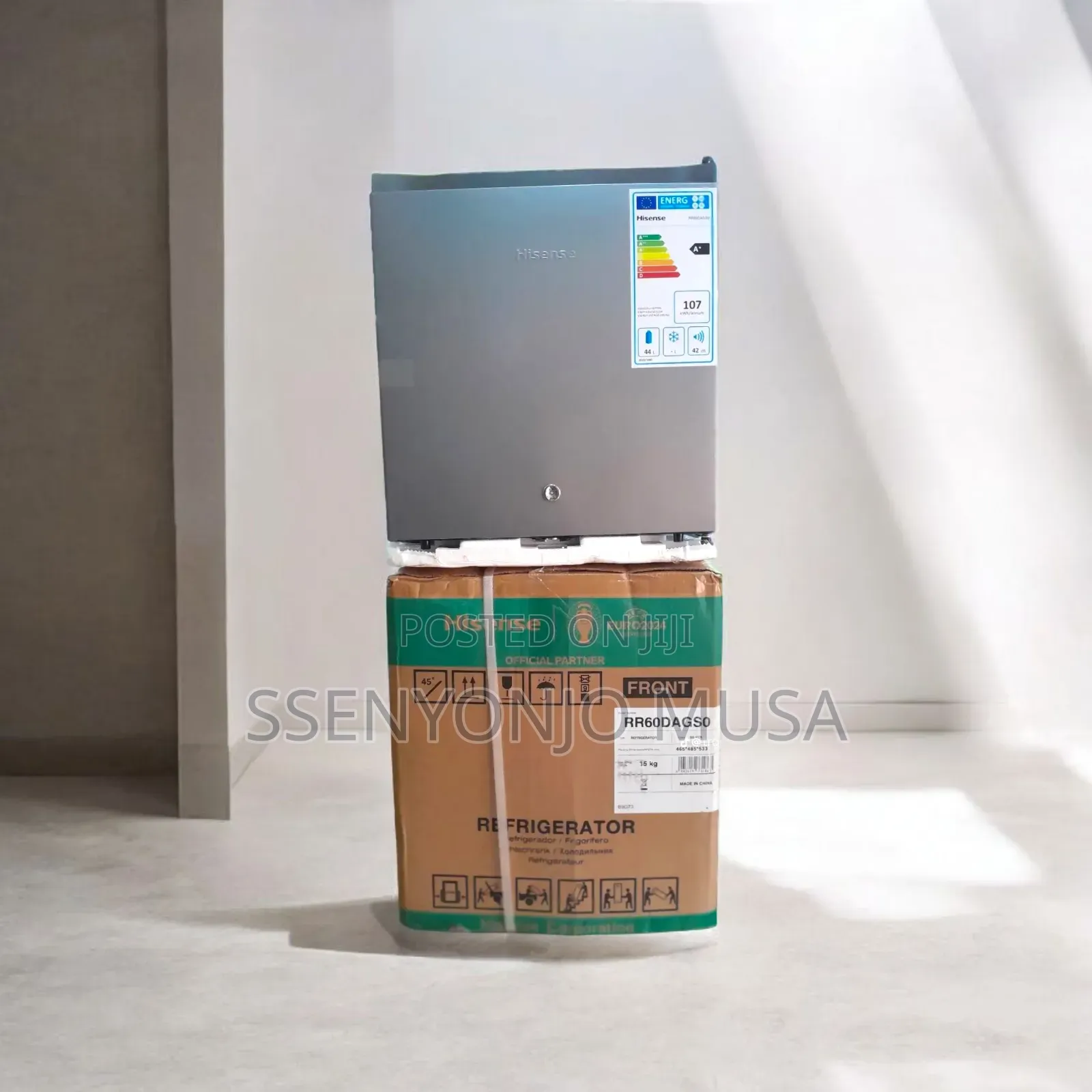 Hisense 60l Compact Fridge - Grey, 3-year Warranty