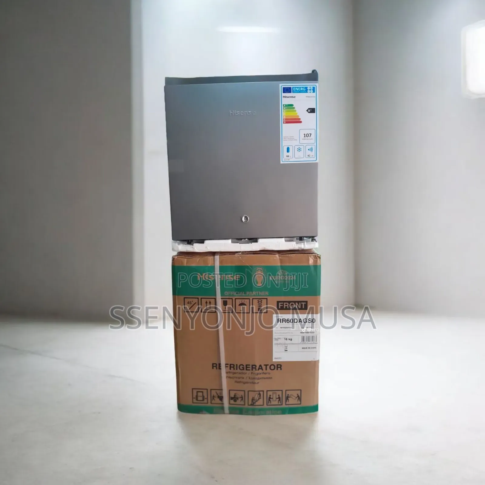 Hisense 60l Compact Fridge - Grey, 3-year Warranty
