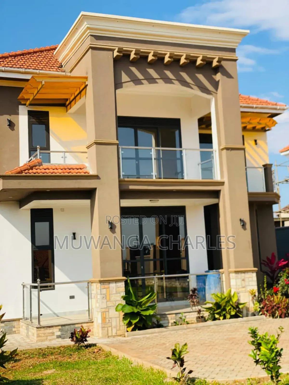 5bdrm Duplex in Fs Properties Ltd, Kira for sale