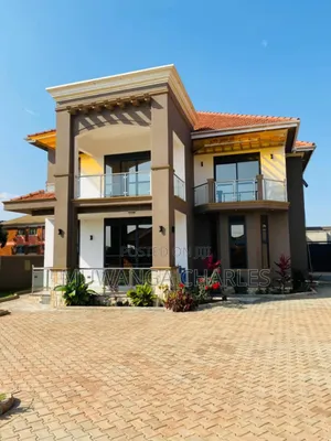 5bdrm Duplex in Fs Properties Ltd, Kira for sale