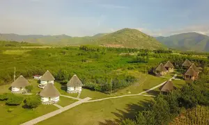 Safari Lodge Near Queen Elizabeth for Sale