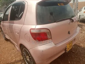 Toyota Vitz 1.0 FWD 3dr 1999 Pink